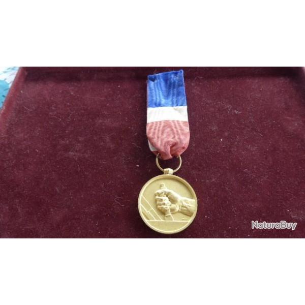MEDAILLE DES CHEMINOTS