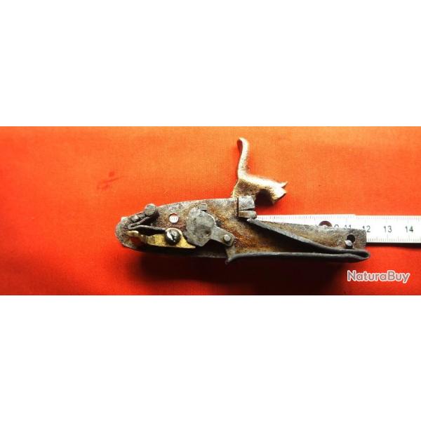 PL62 ( Platine � percussion chien en laiton )