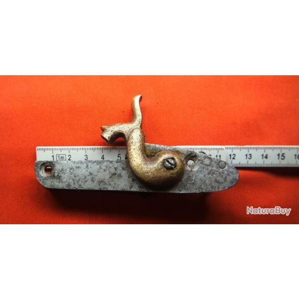 PL62 ( Platine � percussion chien en laiton )