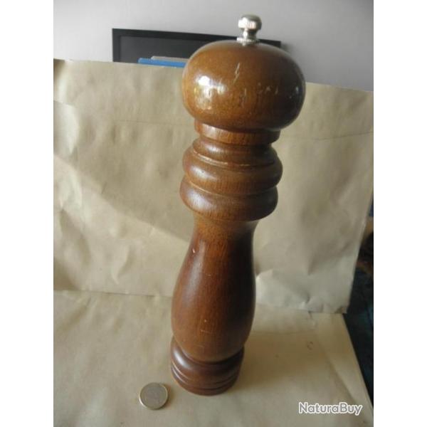 grand Moulin � poivre en bois hauteur 27 cm
