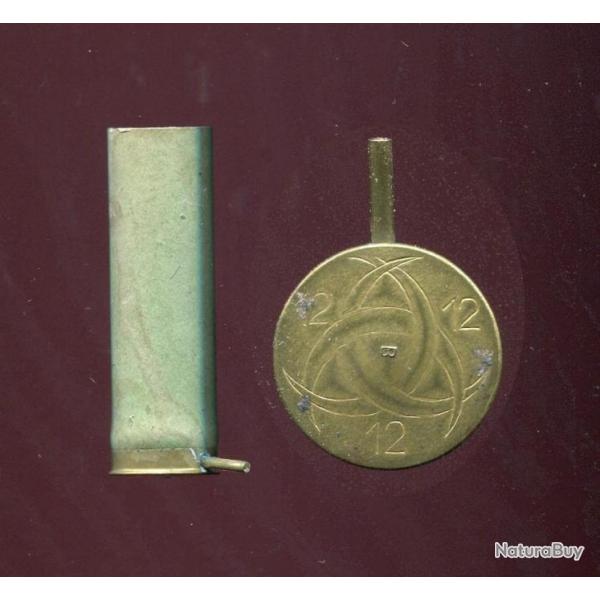 Cal. 12 � broche - beau marquage aux 3 lunes entrelac�es de BORDEAUX - douille vide jamais charg�e