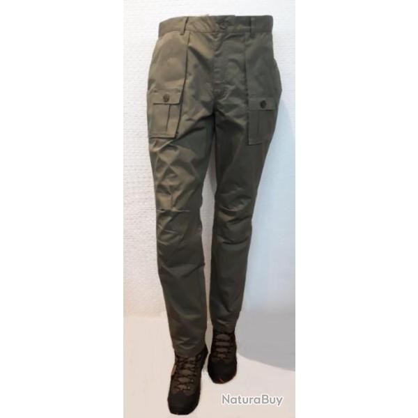 PANTALON L�GER ET RESISTANT T46