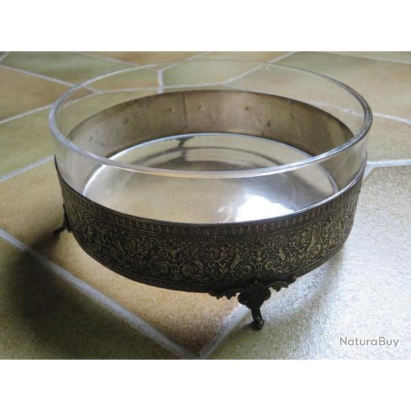 RARE Saladier ou jatte en verre � fond plat ,fin XIX �me,de style Louis XVI.