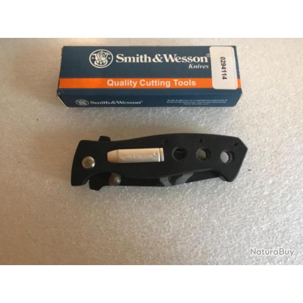 Couteau pliant Smith & Wesson