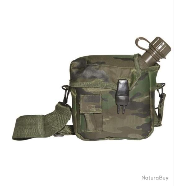 Gourde grande capacit� avec sa housse et sangle de 1.9L woodland