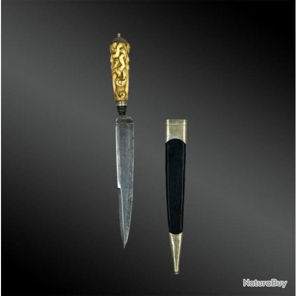 DAGUE G�NOISE anim�e de DEUX FEMMES - G�nes, Italie - XVIII�me si�cle