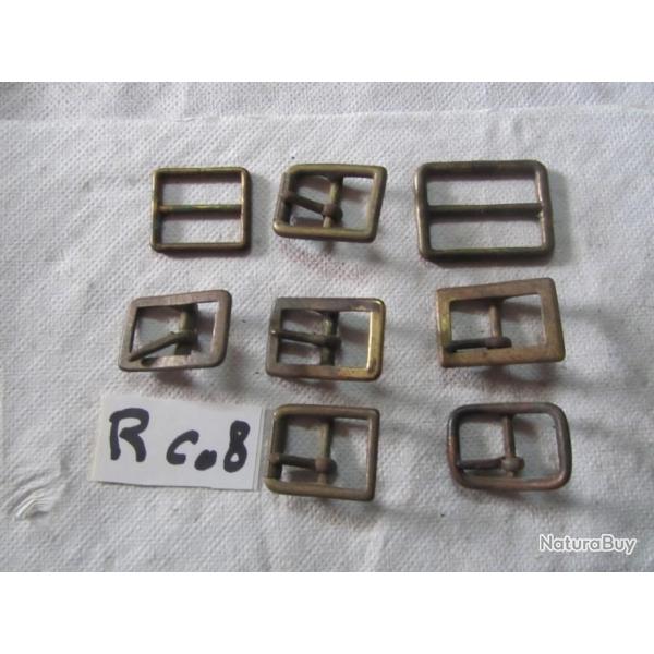 LOT DE 8 BOUCLES EN LAITON MILITAIRE RC08