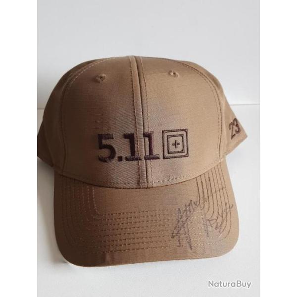 Casquette l5.11 d�dicac�e par Eric Grauffel