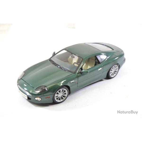 Voiture miniature Maisto Aston Martin DB7 vantage 1/18 1:18