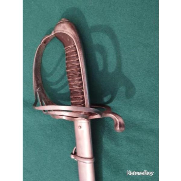 Sabre R�glementaire Espagnol  1890sur le mod�le 1882 avec son fourreau