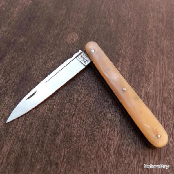 Joli Couteau ROUENNAIS Manche en Corne