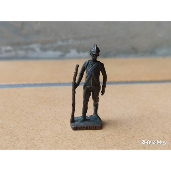 FIGURINE KINDER METAL F FRANCE 1780-1