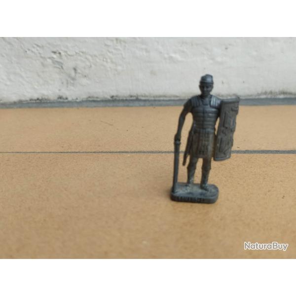 FIGURINE  KINDER METAL ROMAIN 4