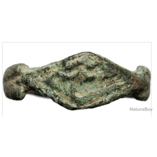 Rome antique : Bague en bronze, alliance dextrarum iunctio (1-3e Si�cle Apr�s JC). Roman ring