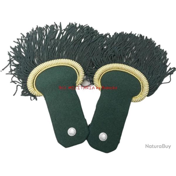 Lot deux �paulettes de c�r�monie Chasseurs � pied