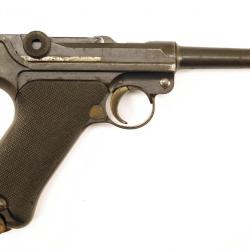 Pistolet P08 fabrication dwm en 1916 4499 calibre 9x19