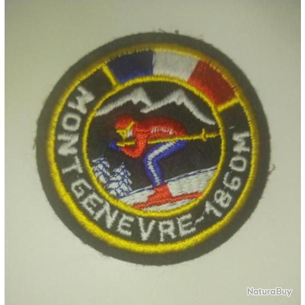 �cusson tissu brod� : "MONT GENEVRE - 1860 m"