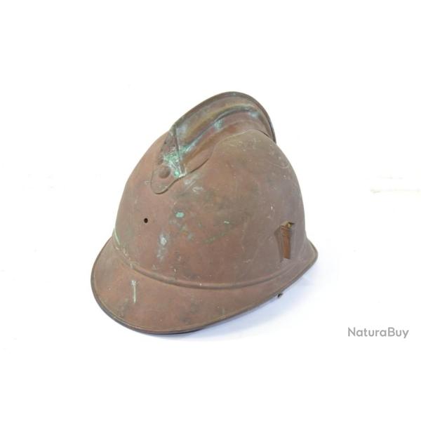 Casque de pompier mod�le 1885, pi�ce de grenier � nettoyer.