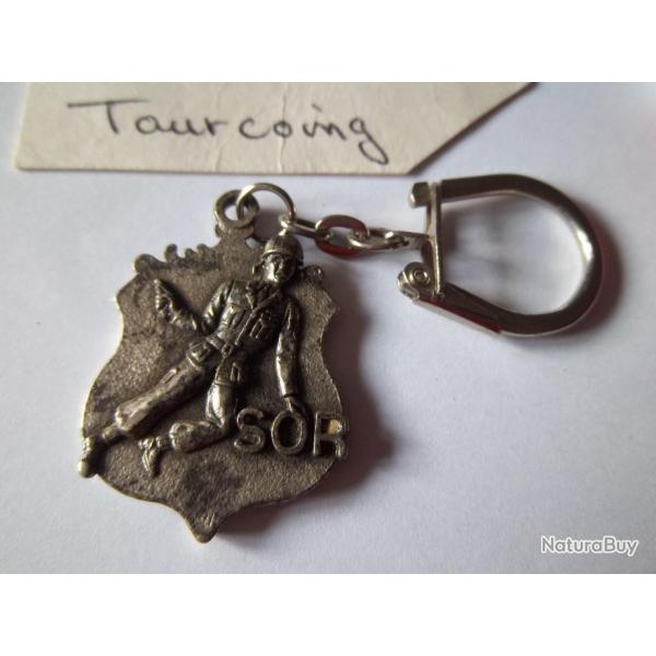 sous officiers de r�serve de Tourcoing (dans l'�tat) insigne vintage collection