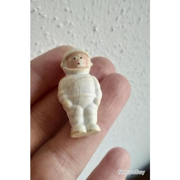 TR�S RARE PIN'S �PINGLETTE COSMONAUTE COSMOS ESPACE URSS CCCP 1960