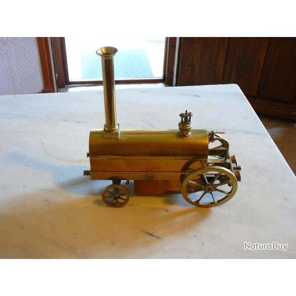 locomotive dite de plancher  du d�but 1900