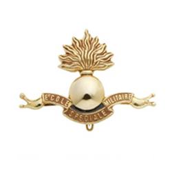 Insigne de b&eacute;ret dor&eacute; &Eacute;cole Sp&eacute;ciale Militaire