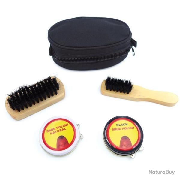 TROUSSE AVEC ACCESSOIRES DE CIRAGE POUR CHAUSSURES