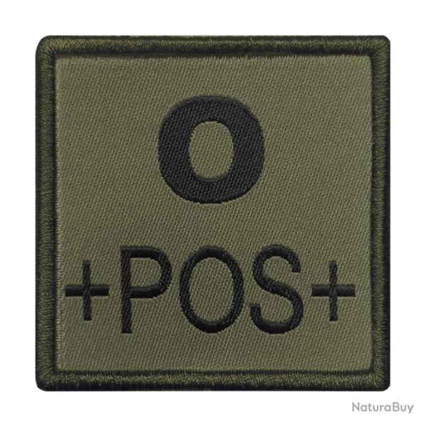 Groupe sanguin O positif brod sur tissu vert olive