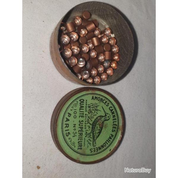 Tr�s rare boite d amorces canneleesDe marque BECASSE