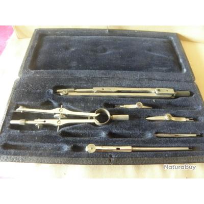 Grand antique compas chromé incomplet - Objets divers (10586401)