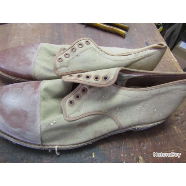 chaussures maquis de Savoie Ain r�sistance parachutage Anglais ww2  seconde guerre Canada 1943