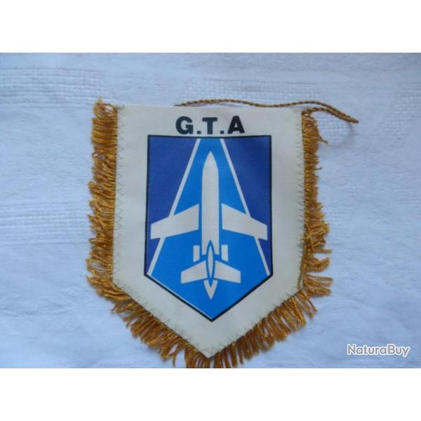 fanion brigade gendarmerie des transports a�riens - Tontouta Nouvelle Cal�donie