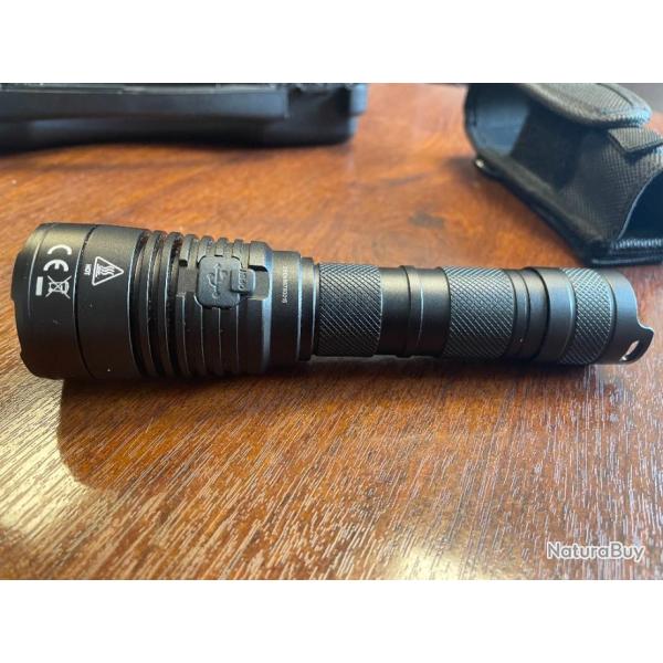 Lampe NITECORE MH25V2 - 1300 lumens - Port�e : 475m