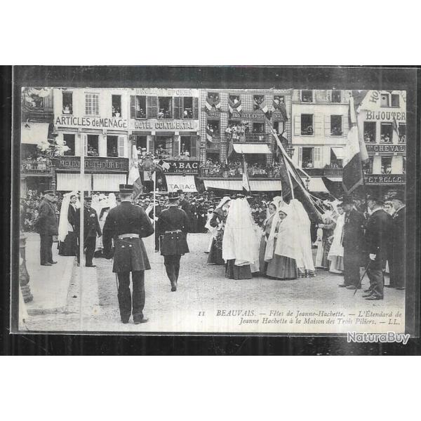 beauvais ftes de jeanne hachette l'tendard de jeanne hachette  la maison des trois piliers   cpa