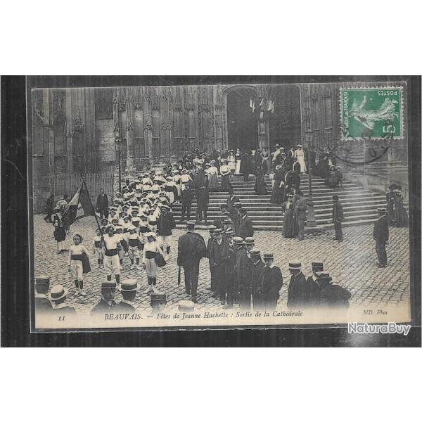 beauvais f�tes de jeanne hachette sortie de la cath�drale cpa 1909 soci�t� de gymnastique la jeanne
