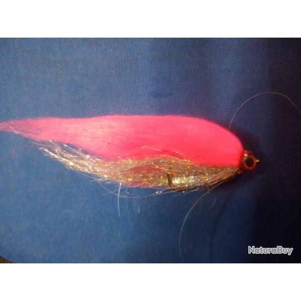 Mouche carnassiers t�te rouge 10,5