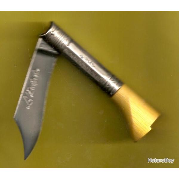 EUSTACHE L�gendaire couteau des barricades depuis 1789 grav� Initiales