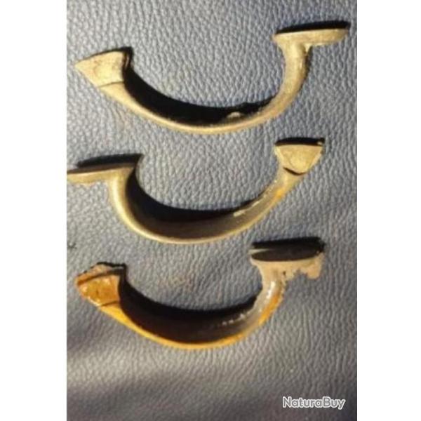 UN pontet en bronze pour pistolet 1777 brut de fonderie