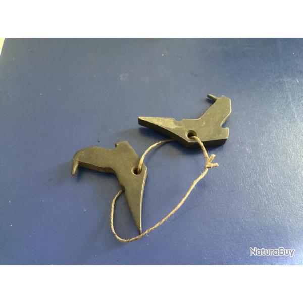 Paire de chiens manufrance robust