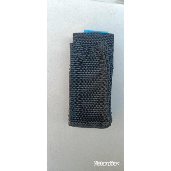 Porte matraque baton lampe ASR en cordura 16 pouces