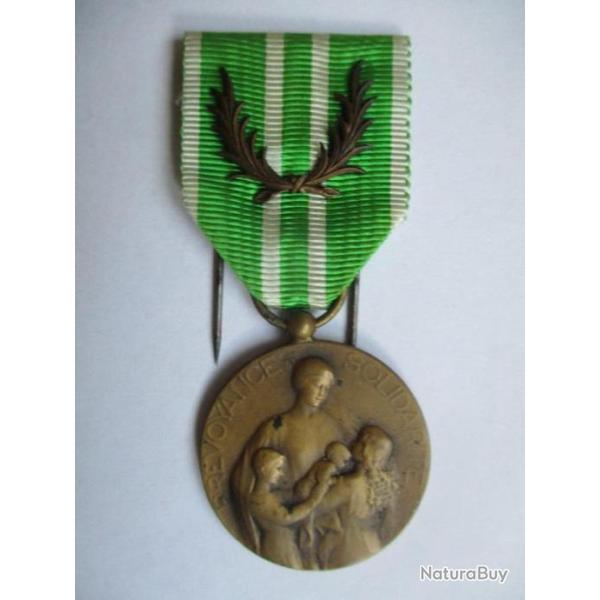 M�daille Orphelina des chemins de fer