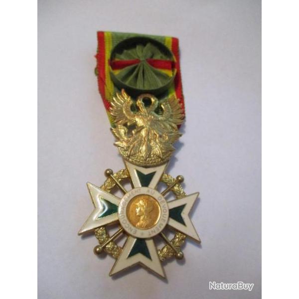 Croix de Chevalier Encouragement au D�vouement