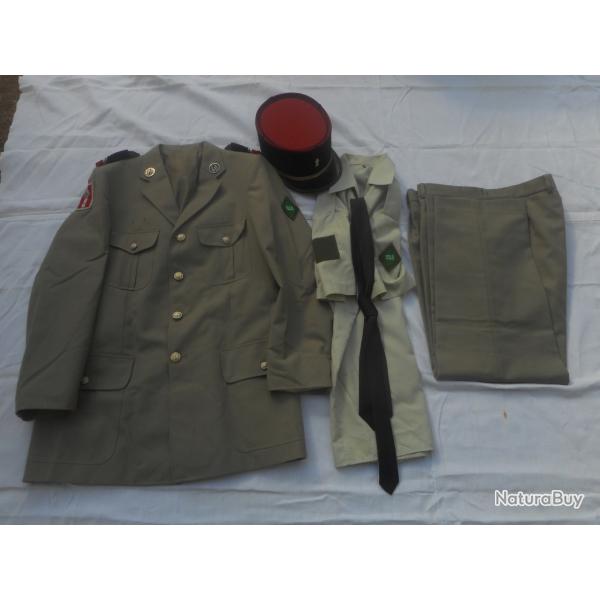 belle uniforme de sortie/ parade gris clair du 515 �me RT N�2