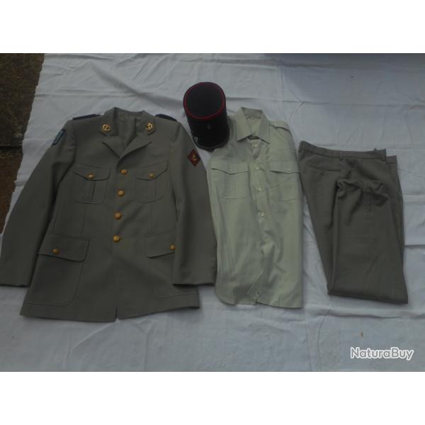 belle uniforme de sortie/ parade gris clair TDM N�1