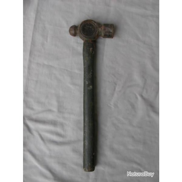 WW2/POST. FRANCE MARTEAU MILITAIRE FRANCAIS DE CARROSSIER AVEC PEINTURE ARM�E FRANCAISE COP 40 CM