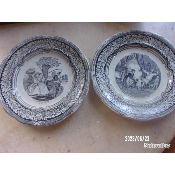 lot de 2 anciennes assiettes a dessert