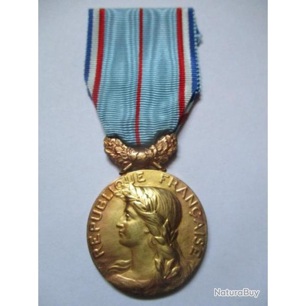 M�daille Grand Prix Humanitaire bronze dor�