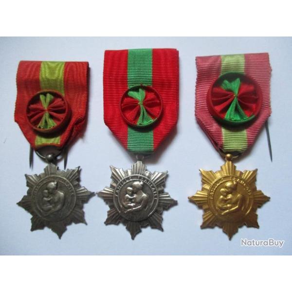 Lot de m�dailles Famille Fran�aise avant 1963