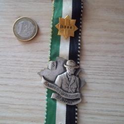 d&eacute;coration collection vintage !  1966 m&eacute;daille garde Suisse