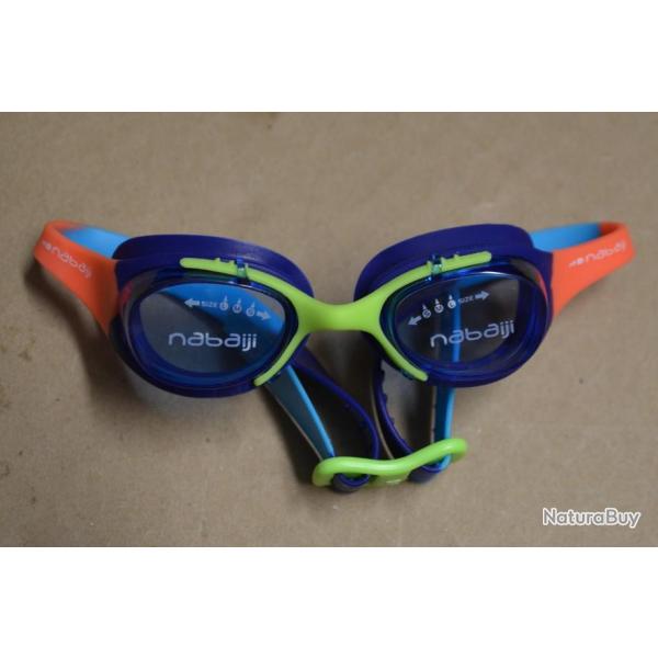 2 paires de lunette piscine ou plong�e rose et bleu